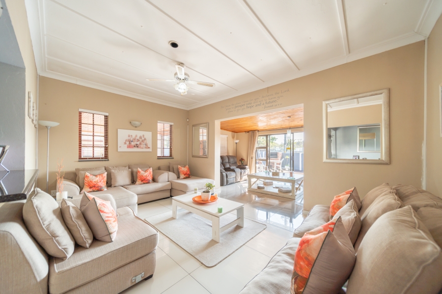 6 Bedroom Property for Sale in Stirling Eastern Cape